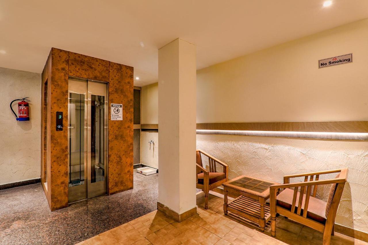 Townhouse Geetraj Near Shalimar Gateway Lucknow Hotel Exterior foto